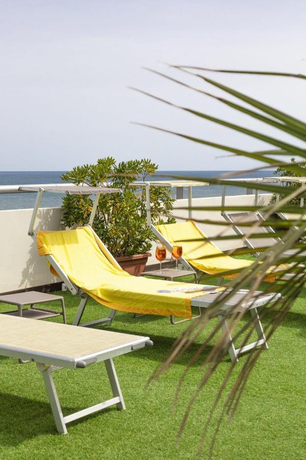 Hotel Igea Spiaggia Bellaria-Igea Marina Buitenkant foto