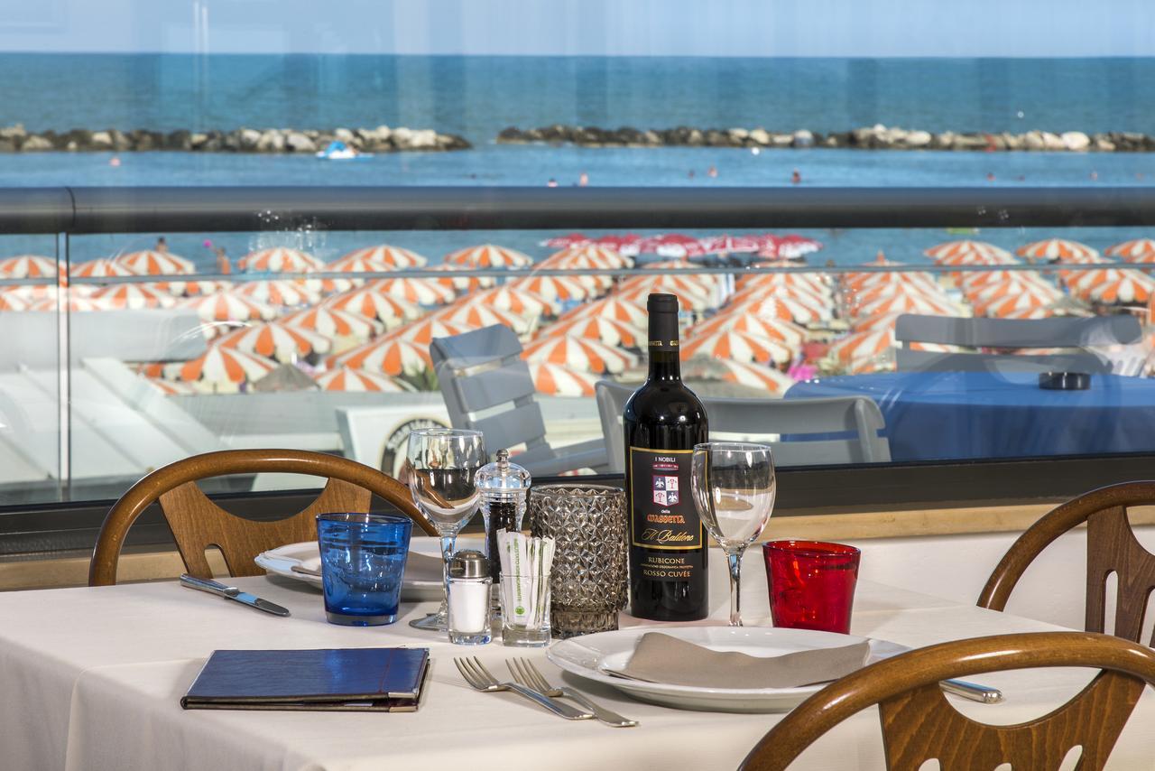 Hotel Igea Spiaggia Bellaria-Igea Marina Buitenkant foto